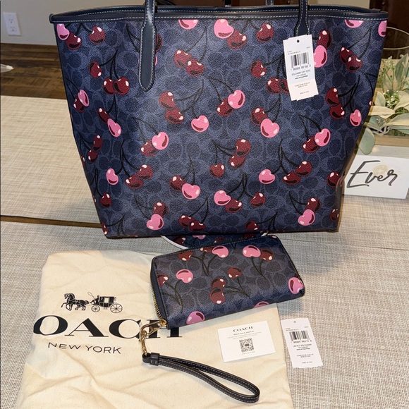 NWT Coach Cherry Print CityTote and Wallet Set -Navy Blue Pink Incl DB,Charm - Picture 13 of 15